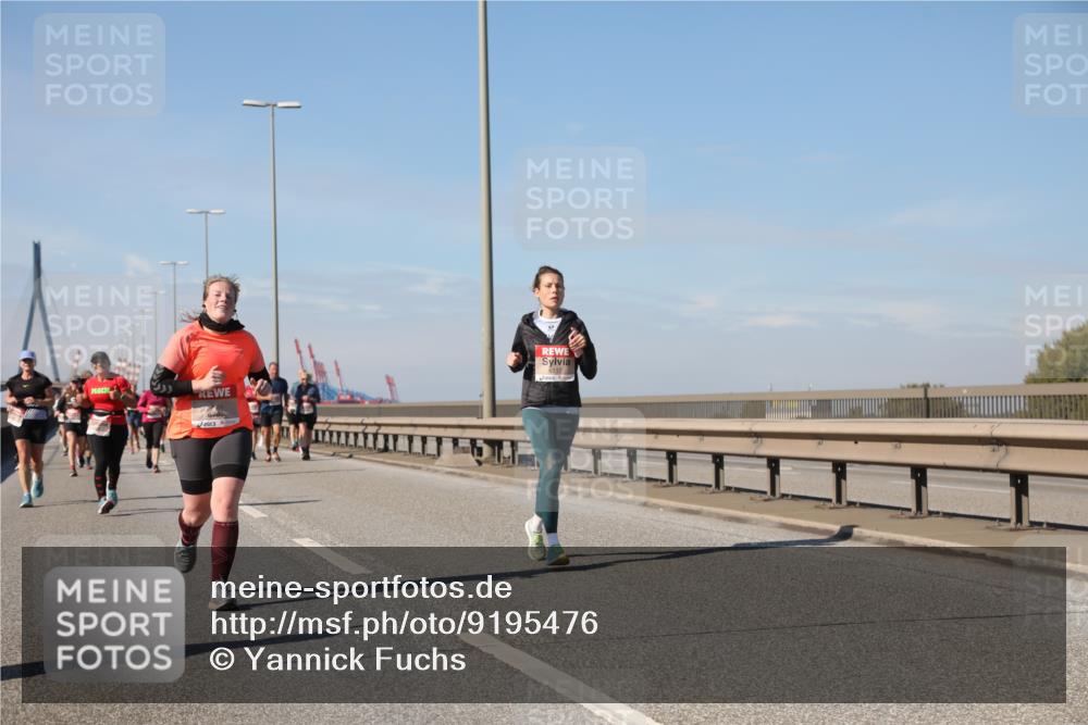 03.10.2025 - Köhlbrandbrückenlauf Yannick Fuchs http://msf.ph/oto/9195476 03.10.2025 11:59:43 Position 3  meine-sportfotos.de