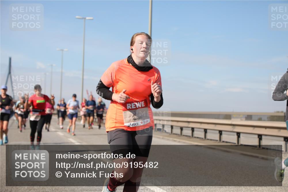 03.10.2025 - Köhlbrandbrückenlauf Yannick Fuchs http://msf.ph/oto/9195482 03.10.2025 11:59:44 Position 3 6795 meine-sportfotos.de