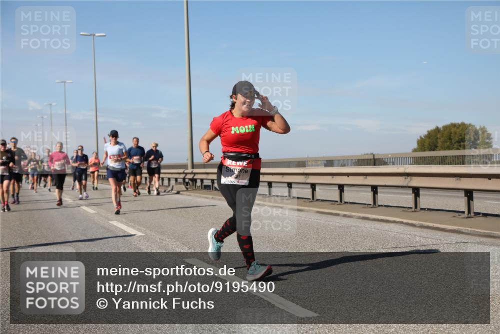 03.10.2025 - Köhlbrandbrückenlauf Yannick Fuchs http://msf.ph/oto/9195490 03.10.2025 11:59:46 Position 3 0221 meine-sportfotos.de
