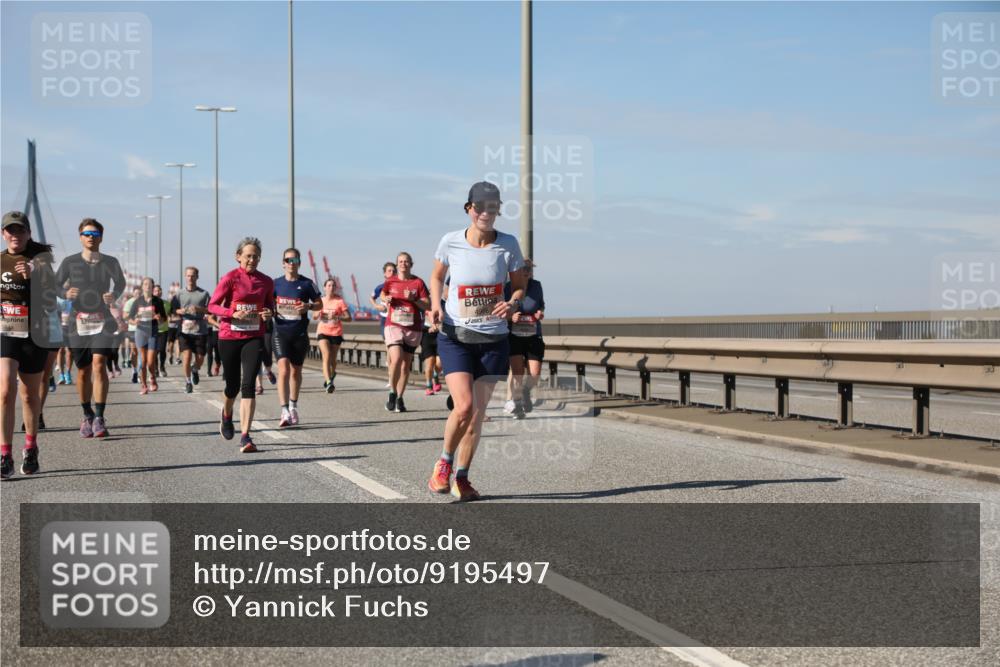 03.10.2025 - Köhlbrandbrückenlauf Yannick Fuchs http://msf.ph/oto/9195497 03.10.2025 11:59:48 Position 3 5844 meine-sportfotos.de