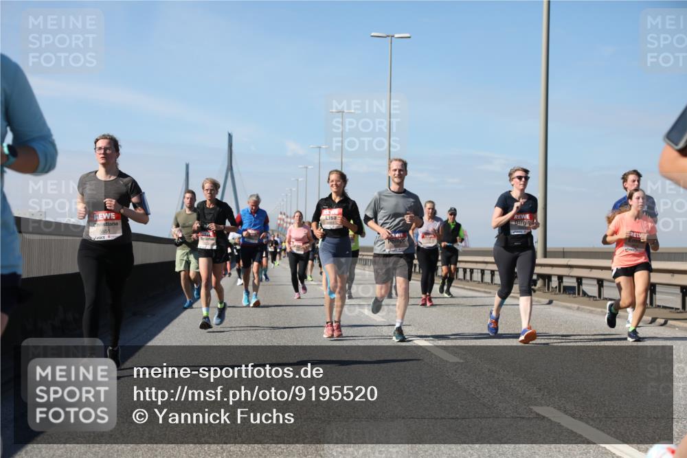 03.10.2025 - Köhlbrandbrückenlauf Yannick Fuchs http://msf.ph/oto/9195520 03.10.2025 11:59:54 Position 3 5851, 4661 meine-sportfotos.de