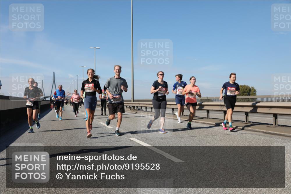 03.10.2025 - Köhlbrandbrückenlauf Yannick Fuchs http://msf.ph/oto/9195528 03.10.2025 11:59:55 Position 3 18832 meine-sportfotos.de