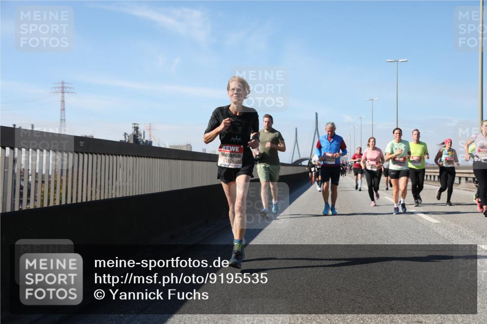 03.10.2025 - Köhlbrandbrückenlauf Yannick Fuchs http://msf.ph/oto/9195535 03.10.2025 11:59:57 Position 3 15175 meine-sportfotos.de