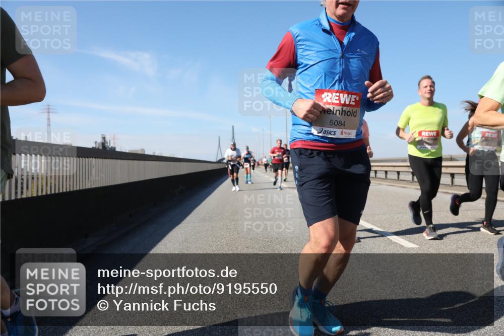03.10.2025 - Köhlbrandbrückenlauf Yannick Fuchs http://msf.ph/oto/9195550 03.10.2025 12:00:00 Position 3 5084 meine-sportfotos.de