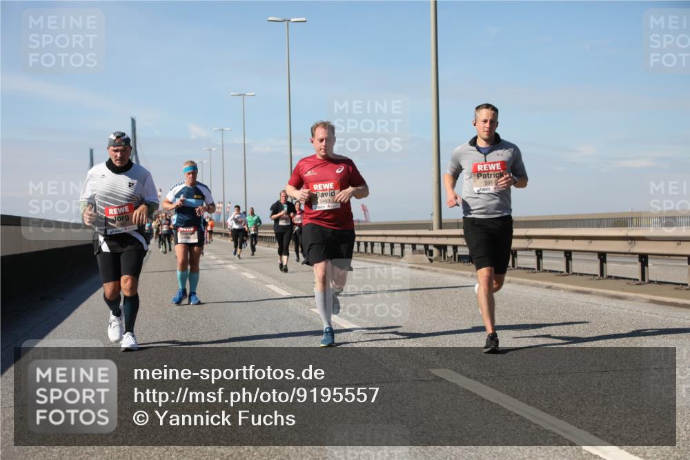 03.10.2025 - Köhlbrandbrückenlauf Yannick Fuchs http://msf.ph/oto/9195557 03.10.2025 12:00:02 Position 3 5483, 5917 meine-sportfotos.de