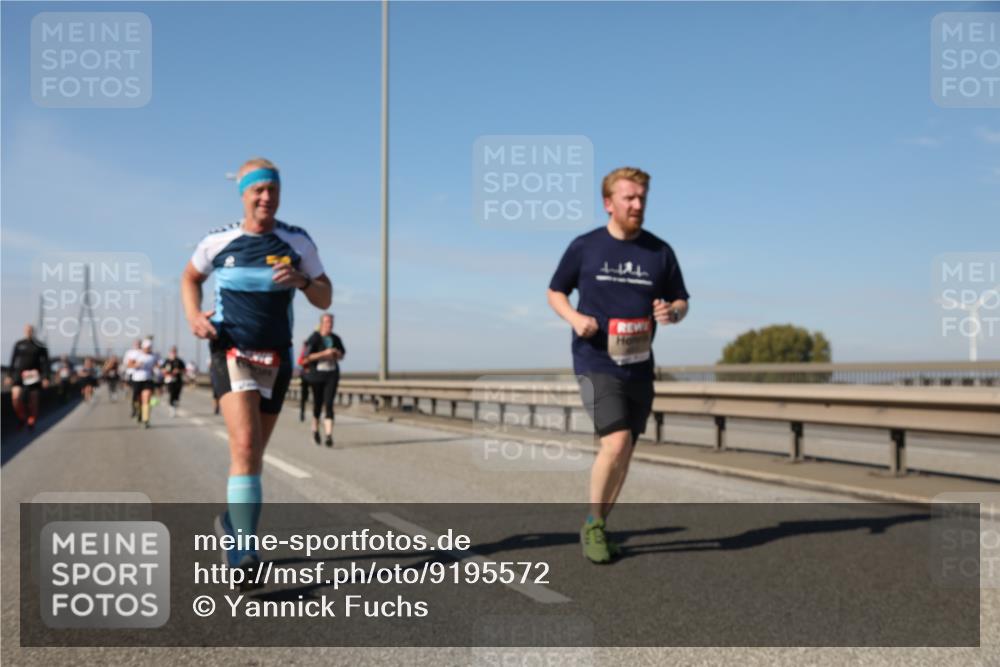 03.10.2025 - Köhlbrandbrückenlauf Yannick Fuchs http://msf.ph/oto/9195572 03.10.2025 12:00:06 Position 3  meine-sportfotos.de