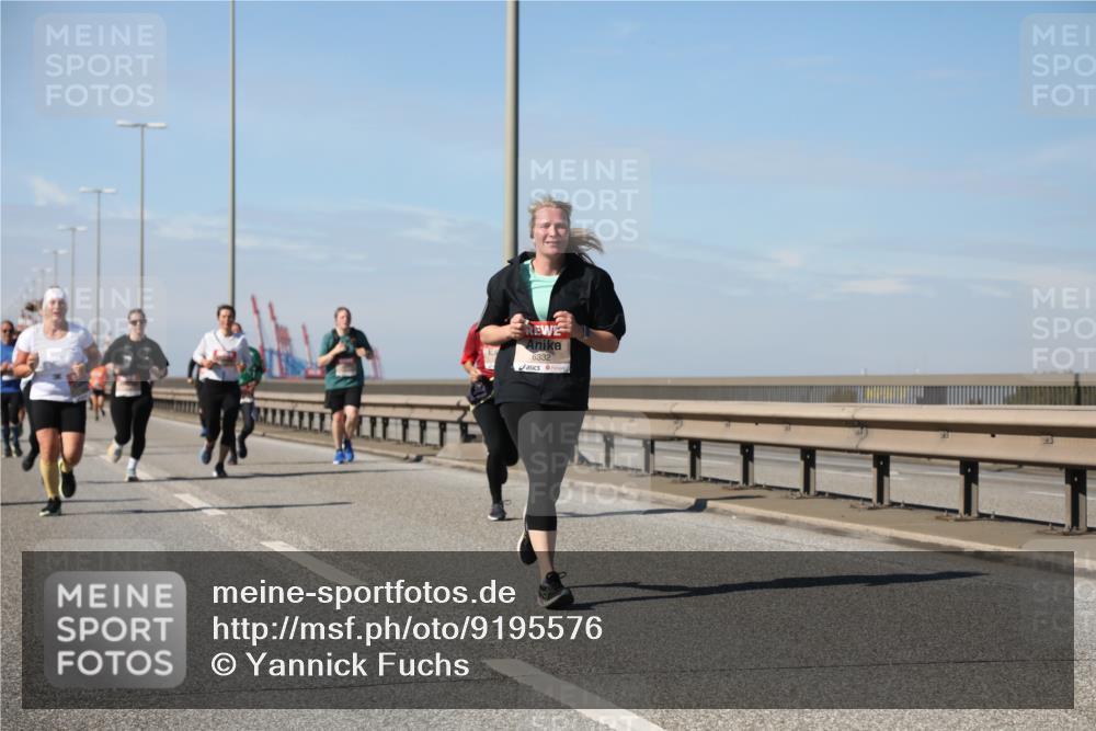 03.10.2025 - Köhlbrandbrückenlauf Yannick Fuchs http://msf.ph/oto/9195576 03.10.2025 12:00:08 Position 3 6332 meine-sportfotos.de