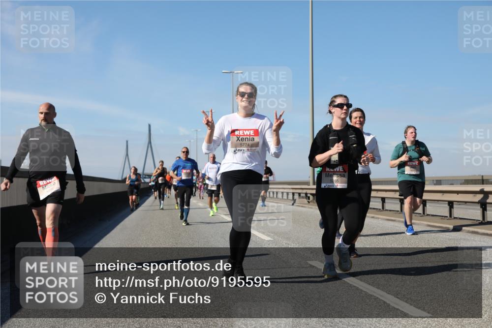 03.10.2025 - Köhlbrandbrückenlauf Yannick Fuchs http://msf.ph/oto/9195595 03.10.2025 12:00:13 Position 3 5774, 5265 meine-sportfotos.de