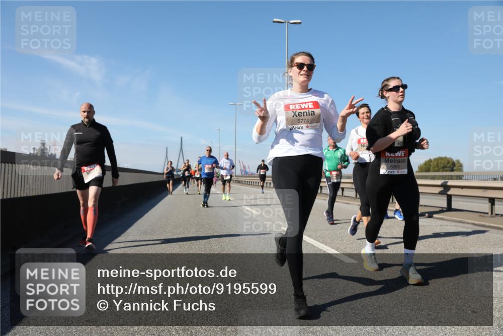 03.10.2025 - Köhlbrandbrückenlauf Yannick Fuchs http://msf.ph/oto/9195599 03.10.2025 12:00:14 Position 3 5774, 5265, 3 meine-sportfotos.de