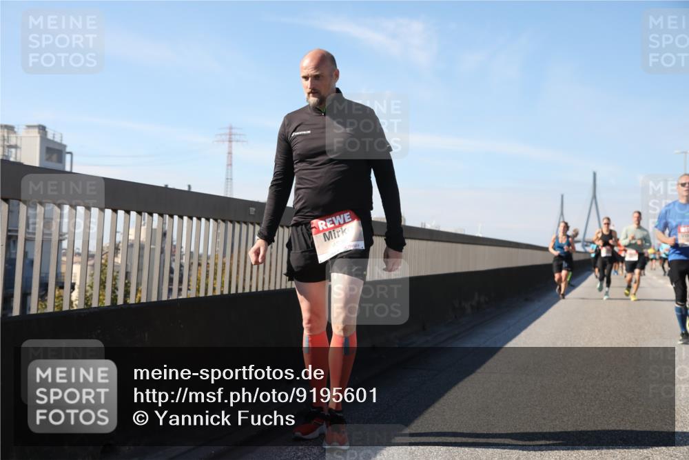 03.10.2025 - Köhlbrandbrückenlauf Yannick Fuchs http://msf.ph/oto/9195601 03.10.2025 12:00:15 Position 3 4239 meine-sportfotos.de