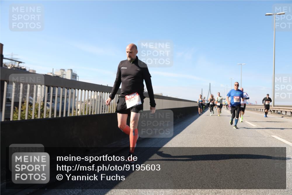 03.10.2025 - Köhlbrandbrückenlauf Yannick Fuchs http://msf.ph/oto/9195603 03.10.2025 12:00:15 Position 3  meine-sportfotos.de