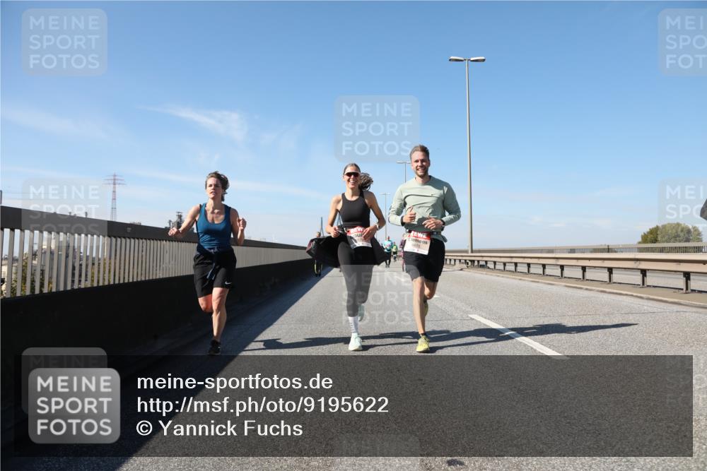 03.10.2025 - Köhlbrandbrückenlauf Yannick Fuchs http://msf.ph/oto/9195622 03.10.2025 12:00:20 Position 3 6675 meine-sportfotos.de