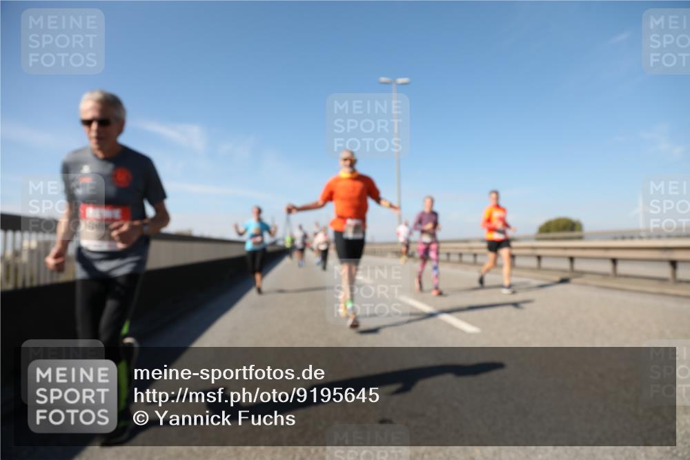 03.10.2025 - Köhlbrandbrückenlauf Yannick Fuchs http://msf.ph/oto/9195645 03.10.2025 12:00:25 Position 3  meine-sportfotos.de