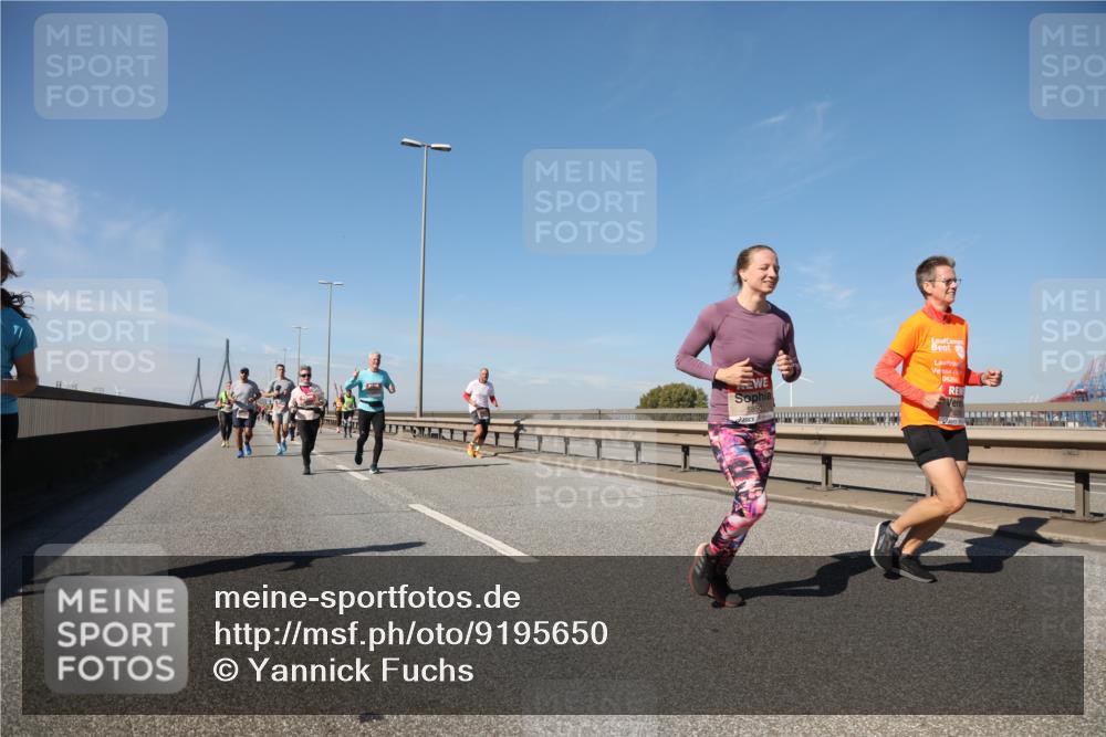 03.10.2025 - Köhlbrandbrückenlauf Yannick Fuchs http://msf.ph/oto/9195650 03.10.2025 12:00:27 Position 3 5850, 04264 meine-sportfotos.de
