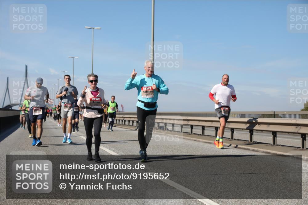 03.10.2025 - Köhlbrandbrückenlauf Yannick Fuchs http://msf.ph/oto/9195652 03.10.2025 12:00:28 Position 3 4739 meine-sportfotos.de