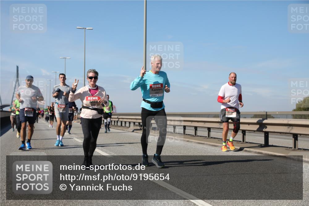 03.10.2025 - Köhlbrandbrückenlauf Yannick Fuchs http://msf.ph/oto/9195654 03.10.2025 12:00:28 Position 3 4385 meine-sportfotos.de