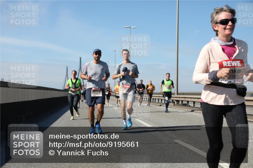 03.10.2025 - Köhlbrandbrückenlauf Yannick Fuchs http://msf.ph/oto/9195661 03.10.2025 12:00:30 Position 3 6337, 4739 meine-sportfotos.de
