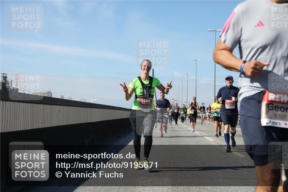 03.10.2025 - Köhlbrandbrückenlauf Yannick Fuchs http://msf.ph/oto/9195671 03.10.2025 12:00:32 Position 3 4846, 6337 meine-sportfotos.de