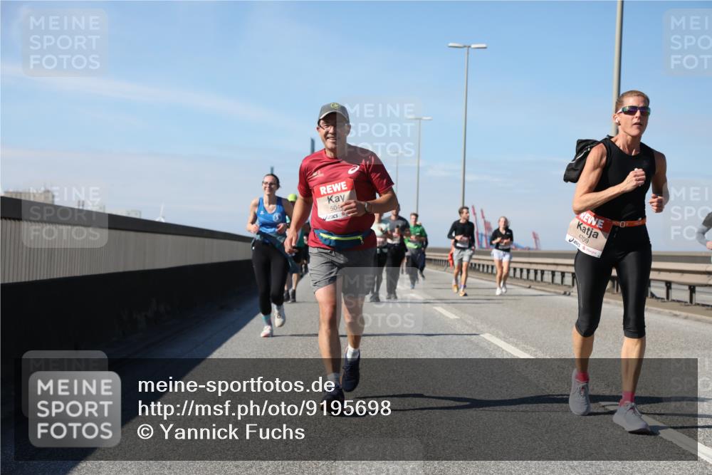 03.10.2025 - Köhlbrandbrückenlauf Yannick Fuchs http://msf.ph/oto/9195698 03.10.2025 12:00:38 Position 3 504, 4709 meine-sportfotos.de