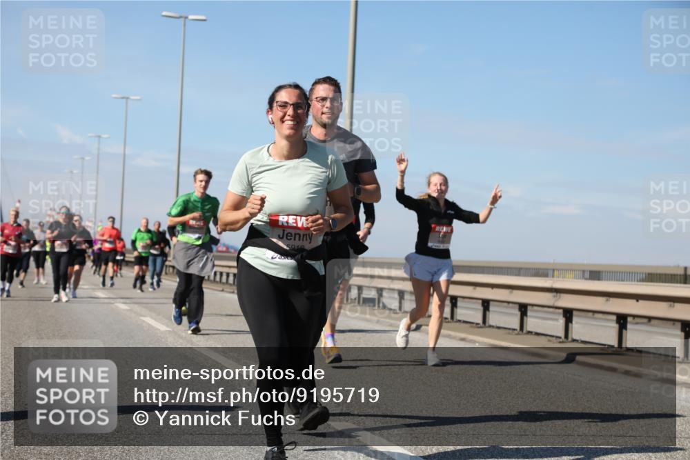 03.10.2025 - Köhlbrandbrückenlauf Yannick Fuchs http://msf.ph/oto/9195719 03.10.2025 12:00:43 Position 3 5919 meine-sportfotos.de