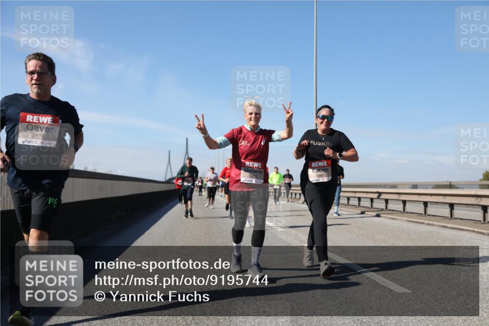 03.10.2025 - Köhlbrandbrückenlauf Yannick Fuchs http://msf.ph/oto/9195744 03.10.2025 12:00:50 Position 3 5578, 5405, 5981 meine-sportfotos.de