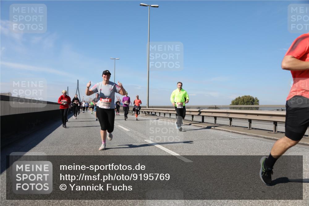 03.10.2025 - Köhlbrandbrückenlauf Yannick Fuchs http://msf.ph/oto/9195769 03.10.2025 12:00:55 Position 3 6300 meine-sportfotos.de