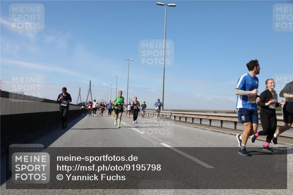 03.10.2025 - Köhlbrandbrückenlauf Yannick Fuchs http://msf.ph/oto/9195798 03.10.2025 12:01:03 Position 3 5130 meine-sportfotos.de