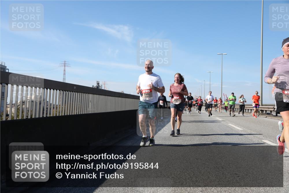 03.10.2025 - Köhlbrandbrückenlauf Yannick Fuchs http://msf.ph/oto/9195844 03.10.2025 12:01:16 Position 3  meine-sportfotos.de