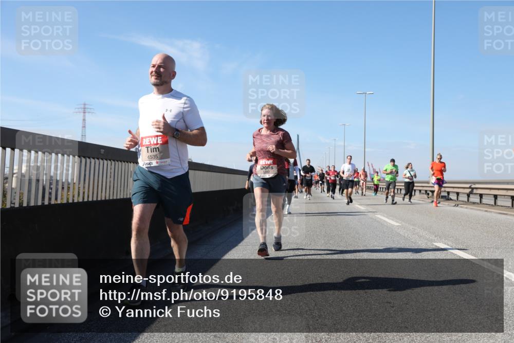 03.10.2025 - Köhlbrandbrückenlauf Yannick Fuchs http://msf.ph/oto/9195848 03.10.2025 12:01:17 Position 3 4535, 5167 meine-sportfotos.de