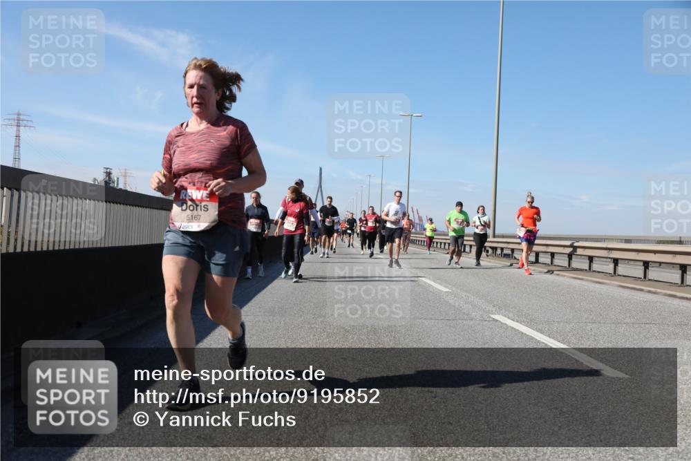03.10.2025 - Köhlbrandbrückenlauf Yannick Fuchs http://msf.ph/oto/9195852 03.10.2025 12:01:18 Position 3 5167 meine-sportfotos.de