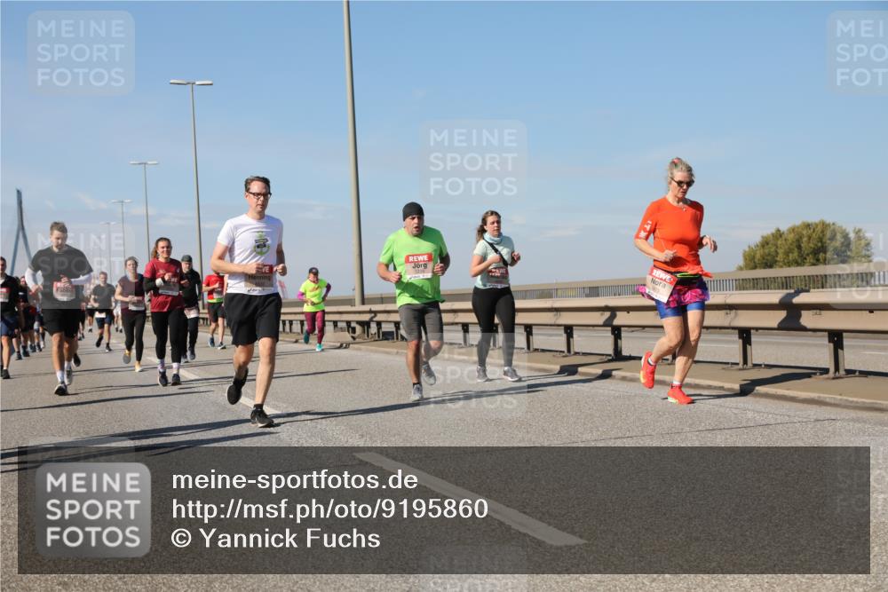 03.10.2025 - Köhlbrandbrückenlauf Yannick Fuchs http://msf.ph/oto/9195860 03.10.2025 12:01:20 Position 3  meine-sportfotos.de