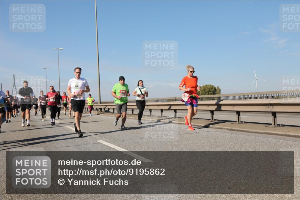 03.10.2025 - Köhlbrandbrückenlauf Yannick Fuchs http://msf.ph/oto/9195862 03.10.2025 12:01:21 Position 3  meine-sportfotos.de