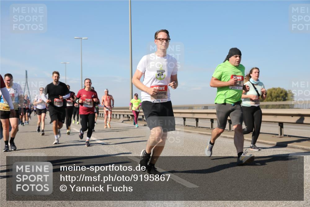 03.10.2025 - Köhlbrandbrückenlauf Yannick Fuchs http://msf.ph/oto/9195867 03.10.2025 12:01:22 Position 3 2017, 6532 meine-sportfotos.de