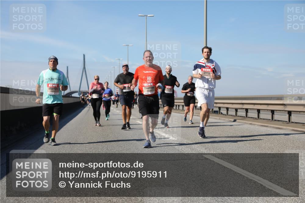 03.10.2025 - Köhlbrandbrückenlauf Yannick Fuchs http://msf.ph/oto/9195911 03.10.2025 12:01:35 Position 3  meine-sportfotos.de