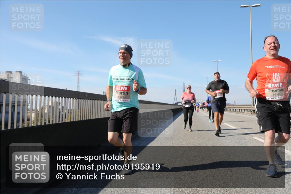 03.10.2025 - Köhlbrandbrückenlauf Yannick Fuchs http://msf.ph/oto/9195919 03.10.2025 12:01:37 Position 3 5506, 30, 4616 meine-sportfotos.de