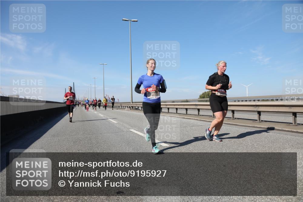 03.10.2025 - Köhlbrandbrückenlauf Yannick Fuchs http://msf.ph/oto/9195927 03.10.2025 12:01:40 Position 3 5631 meine-sportfotos.de