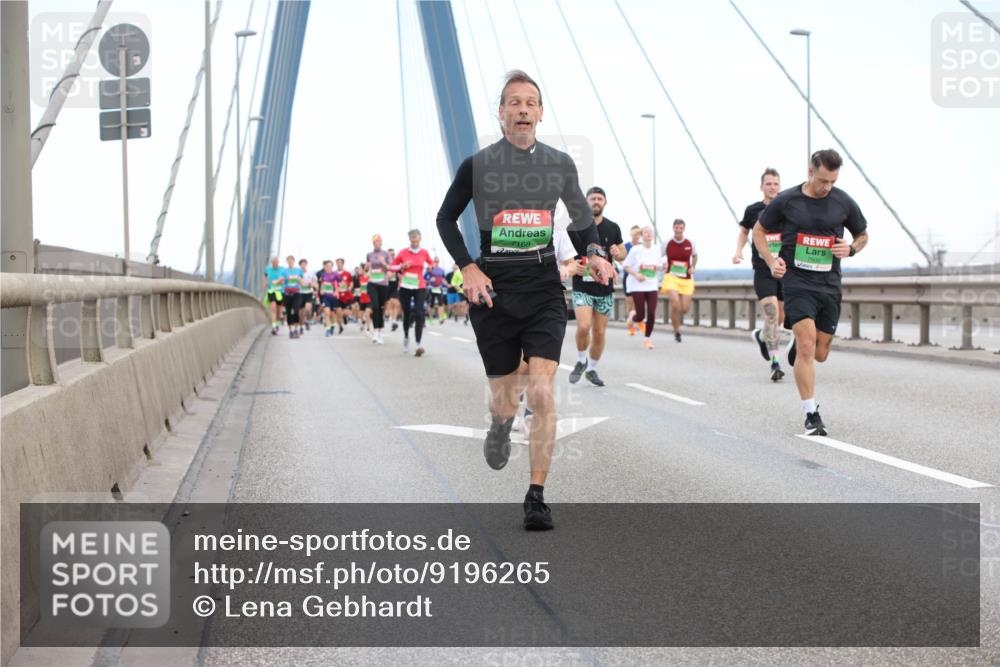 03.10.2025 - Köhlbrandbrückenlauf Lena Gebhardt http://msf.ph/oto/9196265 03.10.2025 15:25:48 Position 1 7168, 7600 meine-sportfotos.de