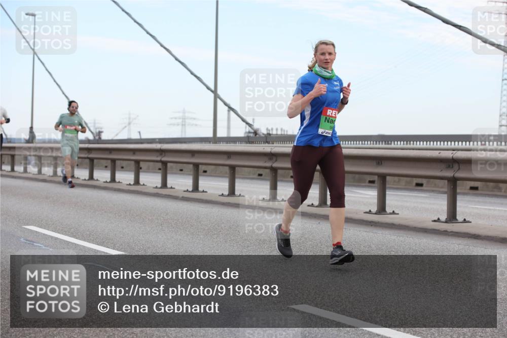 03.10.2025 - Köhlbrandbrückenlauf Lena Gebhardt http://msf.ph/oto/9196383 03.10.2025 15:26:17 Position 1 96 meine-sportfotos.de