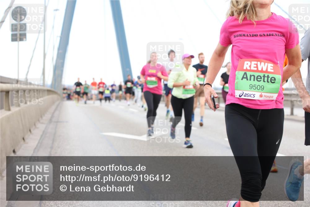 03.10.2025 - Köhlbrandbrückenlauf Lena Gebhardt http://msf.ph/oto/9196412 03.10.2025 15:26:25 Position 1 9509 meine-sportfotos.de