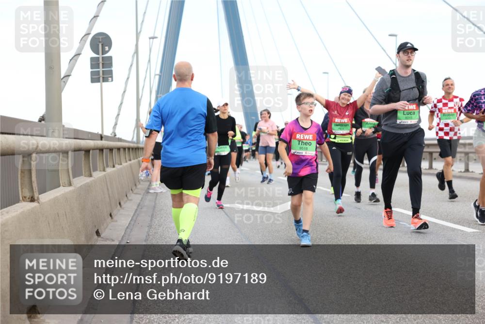03.10.2025 - Köhlbrandbrückenlauf Lena Gebhardt http://msf.ph/oto/9197189 03.10.2025 15:30:25 Position 1 9518, 8015 meine-sportfotos.de