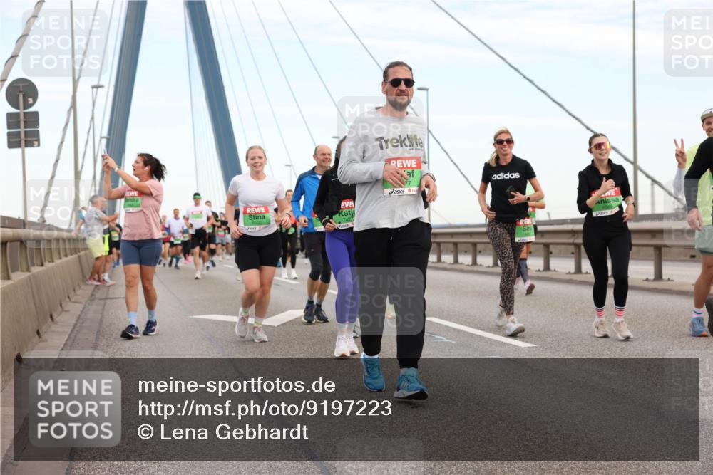 03.10.2025 - Köhlbrandbrückenlauf Lena Gebhardt http://msf.ph/oto/9197223 03.10.2025 15:30:34 Position 1 7660, 7427 meine-sportfotos.de