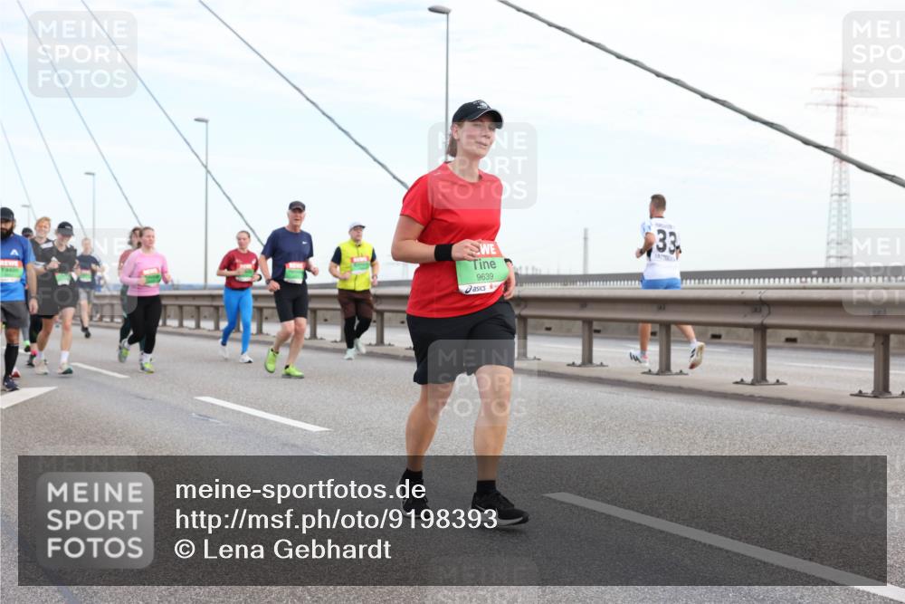 03.10.2025 - Köhlbrandbrückenlauf Lena Gebhardt http://msf.ph/oto/9198393 03.10.2025 15:34:30 Position 1 9639, 33 meine-sportfotos.de