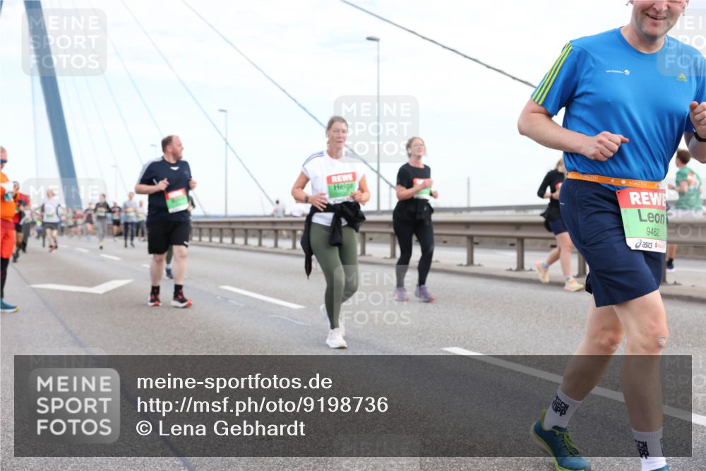 03.10.2025 - Köhlbrandbrückenlauf Lena Gebhardt http://msf.ph/oto/9198736 03.10.2025 15:35:45 Position 1 9462 meine-sportfotos.de
