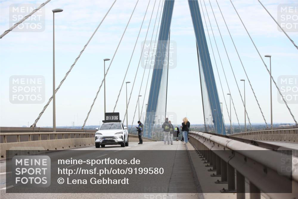 03.10.2025 - Köhlbrandbrückenlauf Lena Gebhardt http://msf.ph/oto/9199580 03.10.2025 15:14:30 Position 1 96, 61, 0, 193 meine-sportfotos.de