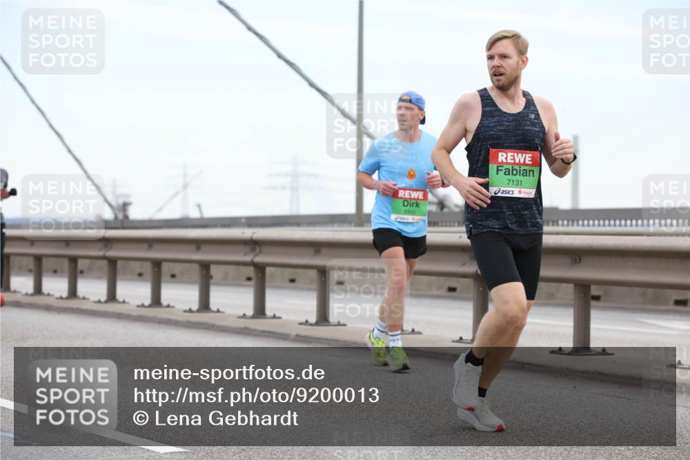 03.10.2025 - Köhlbrandbrückenlauf Lena Gebhardt http://msf.ph/oto/9200013 03.10.2025 15:21:04 Position 1 8942, 7131 meine-sportfotos.de