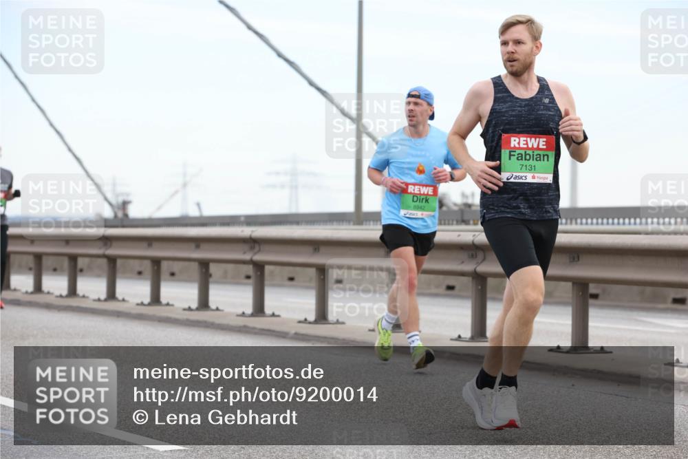 03.10.2025 - Köhlbrandbrückenlauf Lena Gebhardt http://msf.ph/oto/9200014 03.10.2025 15:21:04 Position 1 8942, 7131 meine-sportfotos.de