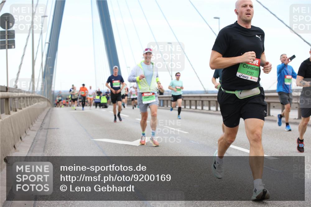 03.10.2025 - Köhlbrandbrückenlauf Lena Gebhardt http://msf.ph/oto/9200169 03.10.2025 15:21:57 Position 1 7737, 1, 3 meine-sportfotos.de