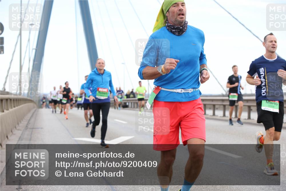 03.10.2025 - Köhlbrandbrückenlauf Lena Gebhardt http://msf.ph/oto/9200409 03.10.2025 15:23:08 Position 1  meine-sportfotos.de