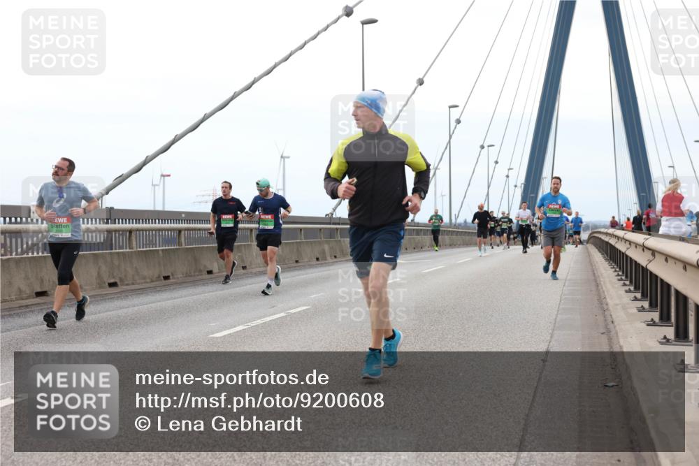 03.10.2025 - Köhlbrandbrückenlauf Lena Gebhardt http://msf.ph/oto/9200608 03.10.2025 15:40:37 Position 2  meine-sportfotos.de