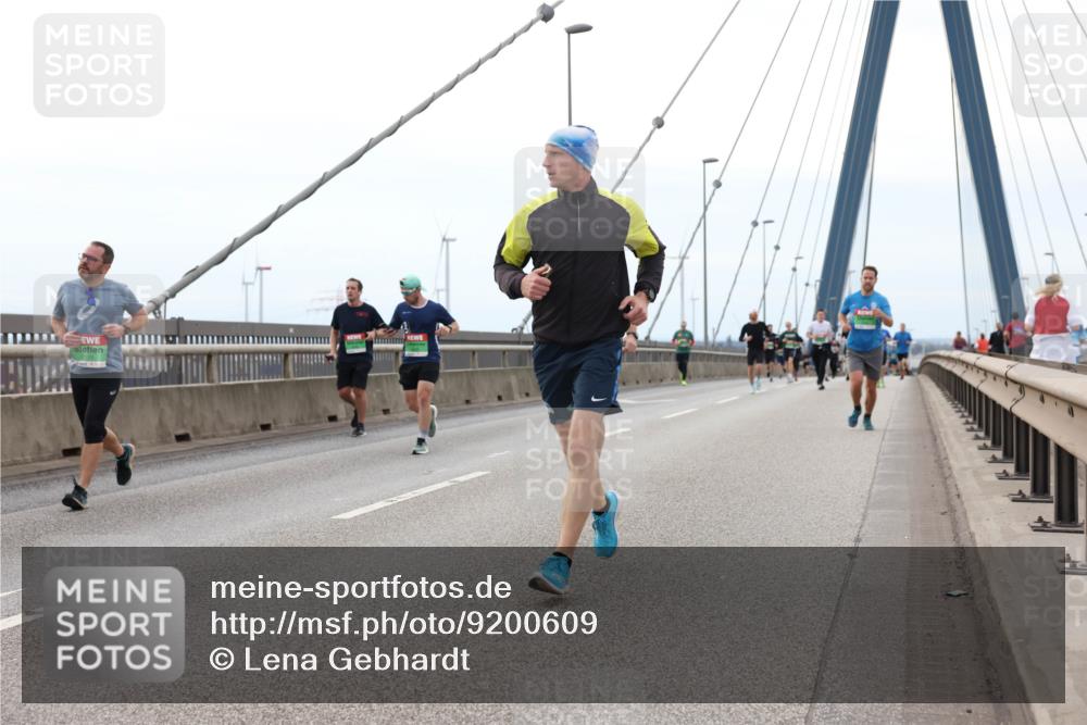 03.10.2025 - Köhlbrandbrückenlauf Lena Gebhardt http://msf.ph/oto/9200609 03.10.2025 15:40:37 Position 2 7115 meine-sportfotos.de